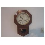 MONTGOMERY WARD 30 DAY WIND - UP WALL CLOCK