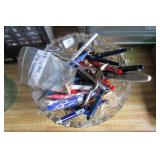 CRYSTAL BOWL AND PENS