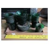 TRAY LOT OF GREEN DEPRESSION SANDWHICH GLASS