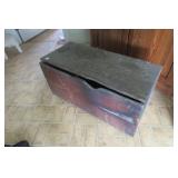 ANTIQUE WOOD TRUNK