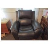 NEARLY NEW LEATHER ELECTRIC RECLINER- ADJ HEADREST