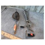 HANDCRANK MIXER & SIFTER