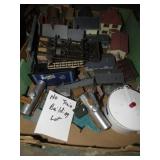 'H O' SCALE MODEL TRAIN BUILDINGS