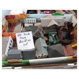 HO MODEL TRAIN BUILDINGS