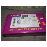 MANICURE / PEDICURE SET