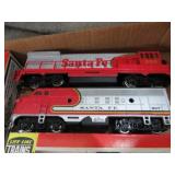 'H O' TRAIN ENGINES & CARS