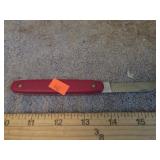 VICTORINOX KNIFE