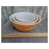 PYREX MIXING BOWLS- 1 1/2 PINT, 1 1/2 QRT, 2 1/2 Q