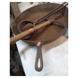 15" CAST IRON SKILLET