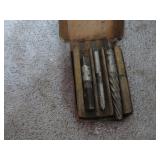 TAPS & EXTRACTOR