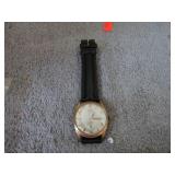 VINTAE LEIVONA WATCH