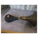 REPRODUCTION BRASS SQUEEZE BULB HORN