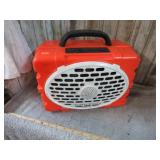 TURTLEBOX RADIO -- NO AC ADAPTOR
