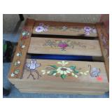 PAINT DECORATED WOODEN CRATE