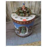 VILLEROY & BOCK ANIMATED MUSIC BOX COOKIE JAR