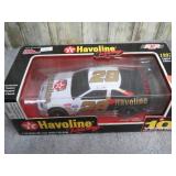 1:24 DIECAST #28 IRNIE ERVIN BANK