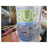5 X 7 INDOOR / OUTDOOR RUG