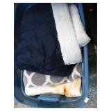 TUB -- THROW BLANKETS