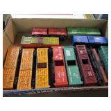 "H O" MODEL TRAIN CARS