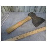 PLUM HEWING / TIMBER FRAMING HATCHET