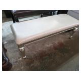 PADDED BENCH