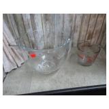KITCHENAID 12 CUP MIXING BOWL & 2 CUP MEAS. CUP