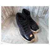 JORDAN SHOES -- 9