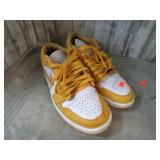 NIKE JORDAN 23 SHOES -- 8.5