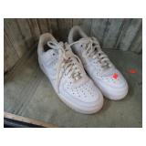 NIKE AF1 SHOES -- 9
