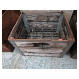 VINTAGE DRINK CRATE