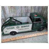 LUMAR PRESSED STEEL WRECKER TRUCK