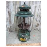 U.S. 1944 AMERICAN GAS MACHINE LANTERN