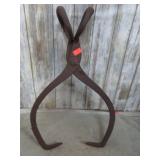 ANTIQUE ICE TONGS