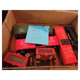 "H O" MODEL TRAIN CARS