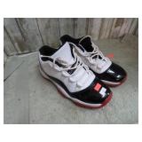JORDAN SHOES -- 5.5Y