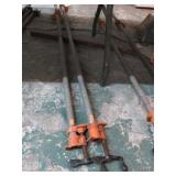 2-- PIPE CLAMPS
