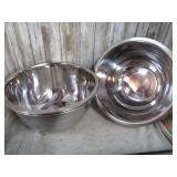 3-- 8qt MIXING BOWLS
