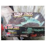 STAR TREK KLINGON BIRD OF PREY & BATTLE CRUISER