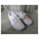 VANS SHOES -- WOMENS 6