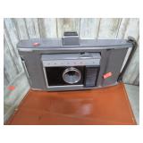 VINTAGE POLAROID LAND J66 CAMERA