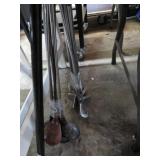 GOLF CLUBS & POOL BRIDGE