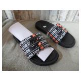 NIKE SANDALS -- 7