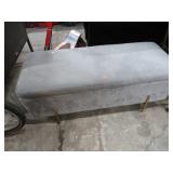 BENCH W / STORAGE