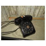 VINTAGE ROTARY DIAL TELEPHONE