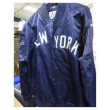 NEW YORK YANKEES JACKET -- L