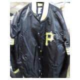 PITTSBURGH PIRATES JACKET -- M