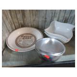 DISHES & CAKE MOLDS