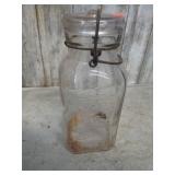 ROYAL BAIL TOP QUART JAR