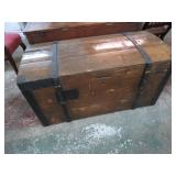 ANTIQUE TRUNK
