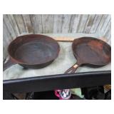 9" & 10" CAST IRON SKILLETS